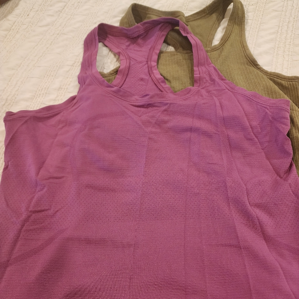 (2) Lululemon Tanks